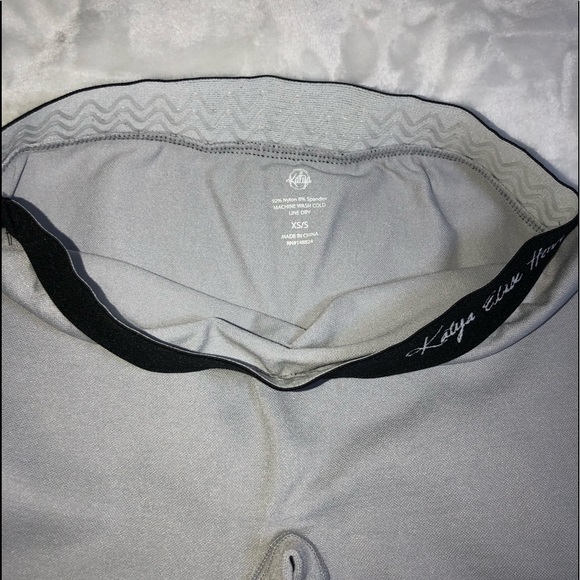 Saige Leggings - Picture 3 of 7